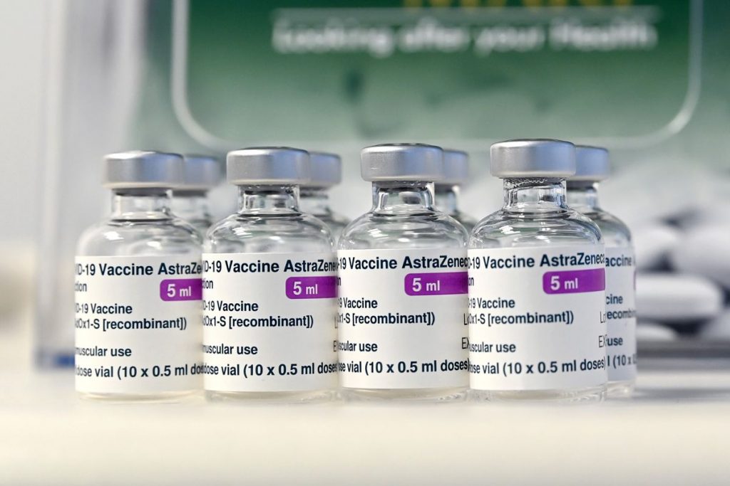 Syarat Penerima Vaksin AstraZeneca